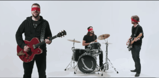 “Extraordinary Men” è l’album di esordio di Francesco Luz