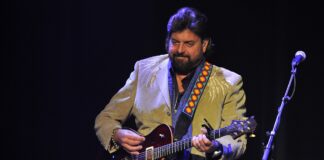 Alan Parsons Live in Italia per celebrare il 40esimo anniversrio del leggendario album “The Turn of a Friendly Card”