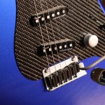 Fender e Lexus insieme per il lancio della  chitarra Fender Lexus LC Stratocaster