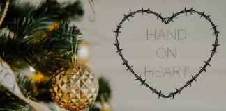 HAND ON HEART: “Frosted Memories (Under the Christmas Tree)” è il nuovo singolo